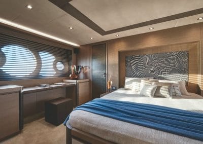 boot messe mcy80 owner cabin